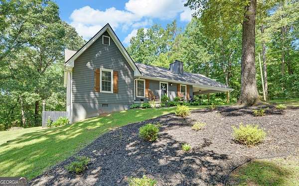 1.5 Acres of Land with Home for Sale in Toccoa, Georgia