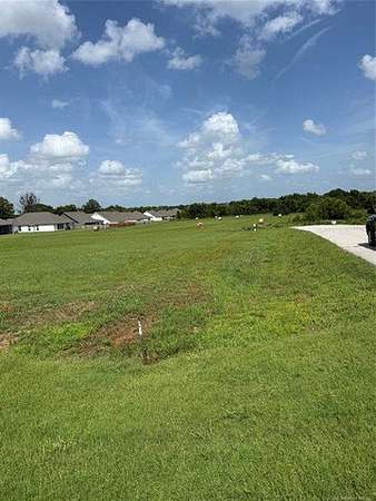1 Acre of Residential Land for Sale in Broken Arrow, Oklahoma