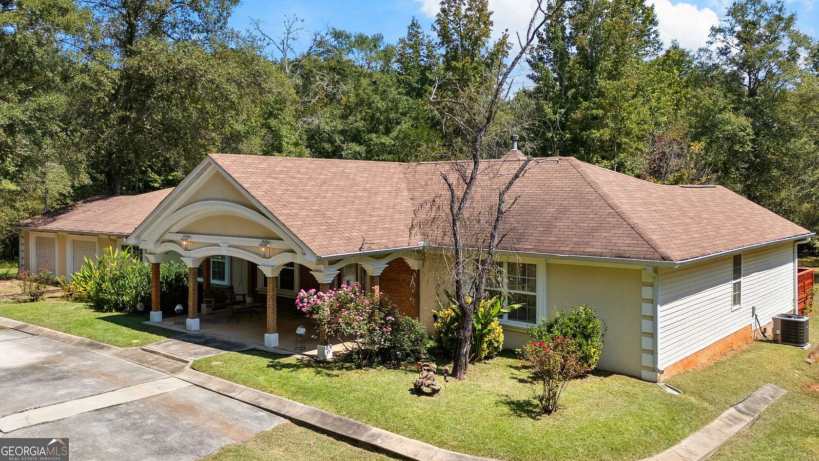 3.52 Acres of Land with Home for Sale in Hogansville, Georgia