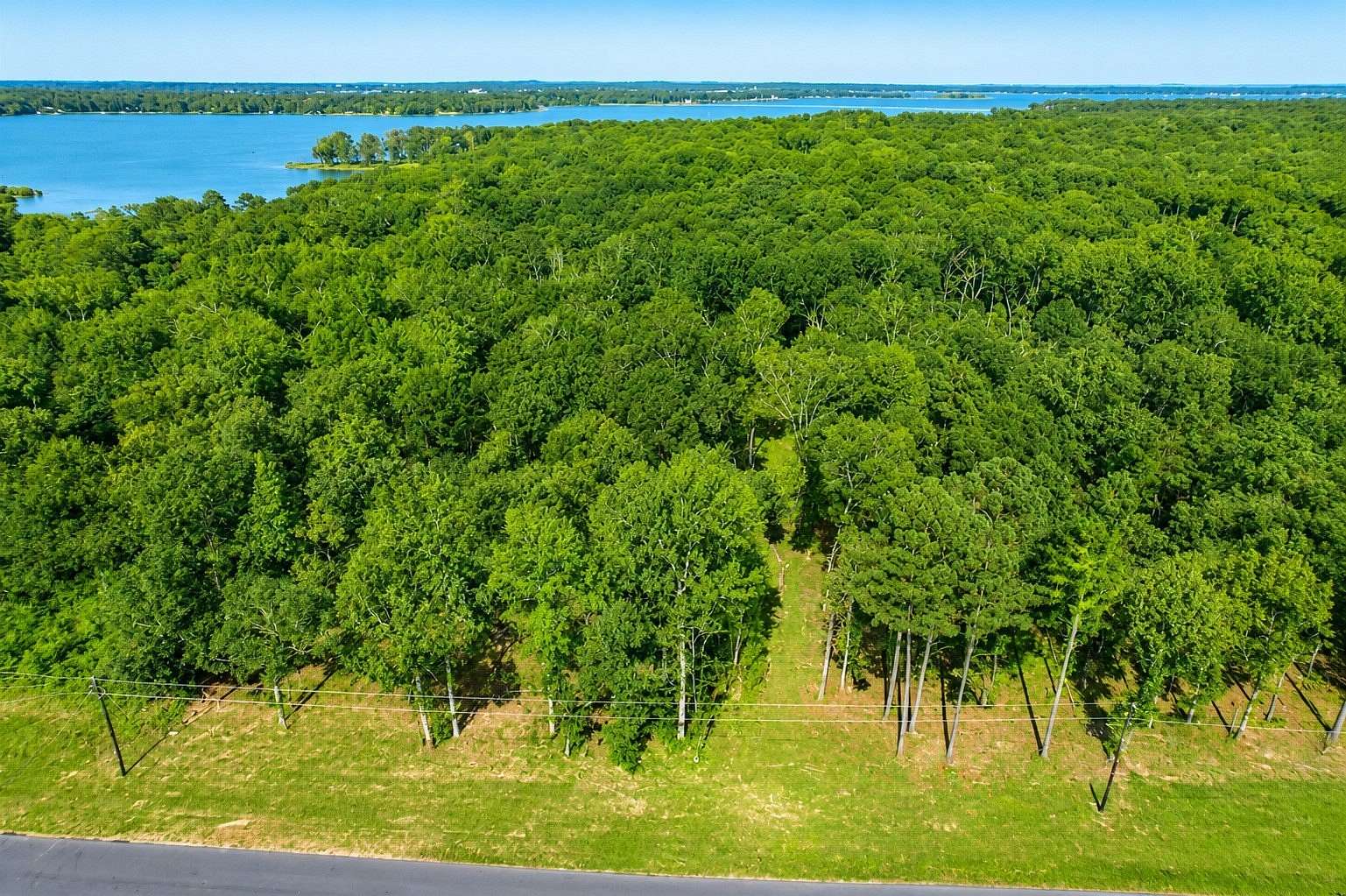 1.71 Acres of Residential Land for Sale in LaRue, Texas