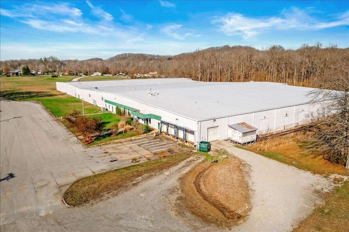 8 Acres of Commercial Land for Sale in London, Kentucky