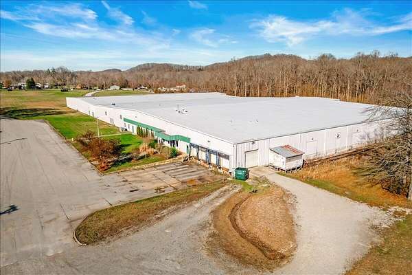 8 Acres of Commercial Land for Sale in London, Kentucky