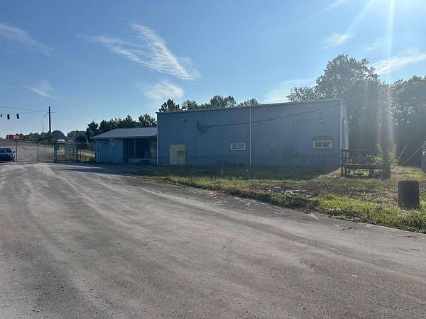 6 Acres of Improved Mixed-Use Land for Sale in London, Kentucky