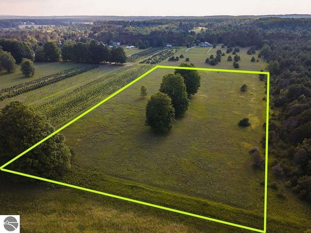 5 Acres of Residential Land for Sale in Kalkaska, Michigan