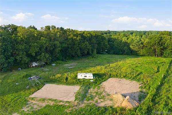 13.2 Acres of Recreational & Residential Land for Sale in Cohoctah Township, Michigan