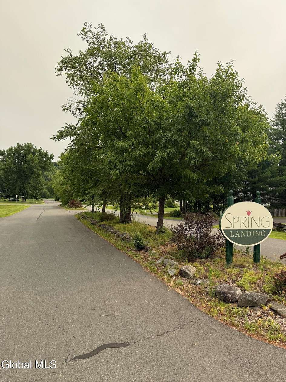 2.56 Acres of Residential Land for Sale in Wynantskill, New York