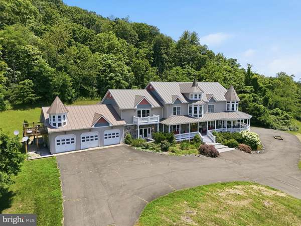 29.3 Acres of Land with Home for Sale in Washington, Virginia