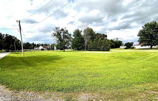 1 Acre of Residential Land for Sale in Britt, Iowa