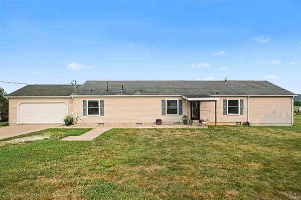 5 Acres of Land with Home for Sale in Albion, Indiana