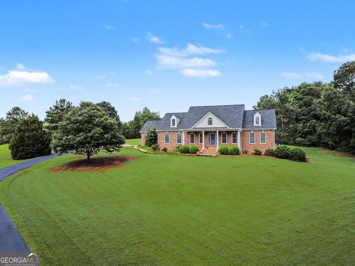 6 Acres of Land with Home for Sale in Jefferson, Georgia