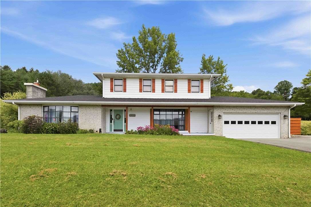 1.58 Acres of Land with Home for Sale in Melcroft, Pennsylvania