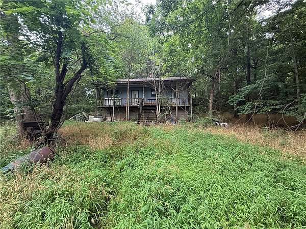 6 Acres of Land with Home for Sale in Huntsville, Arkansas