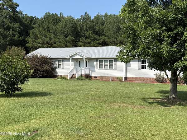 1.62 Acres of Land with Home for Sale in Kinston, North Carolina
