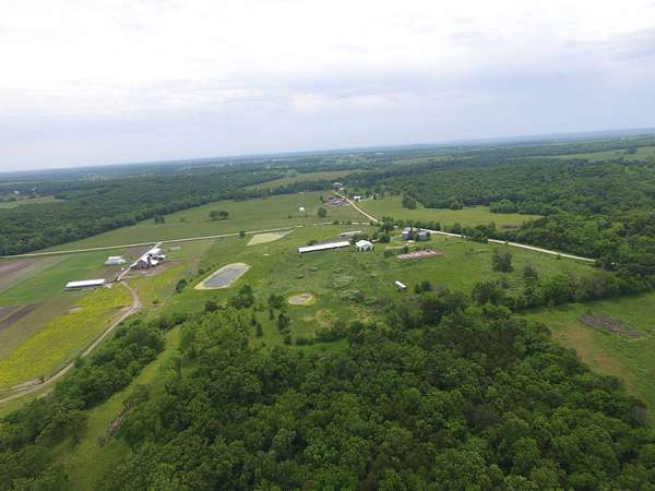 23.8 Acres of Agricultural Land for Auction in Edwards, Missouri