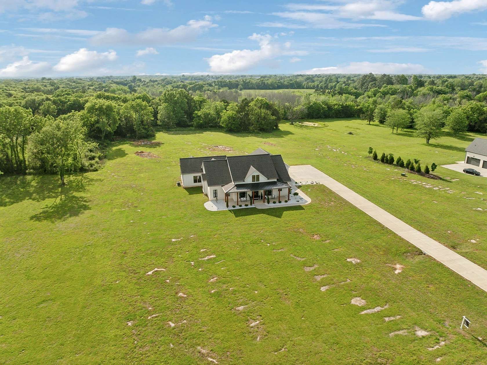 6.43 Acres of Land with Home for Sale in Murfreesboro, Tennessee