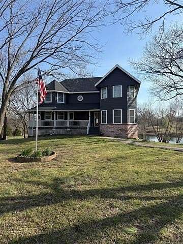 2 Acres of Land with Home for Sale in Fort Gibson, Oklahoma