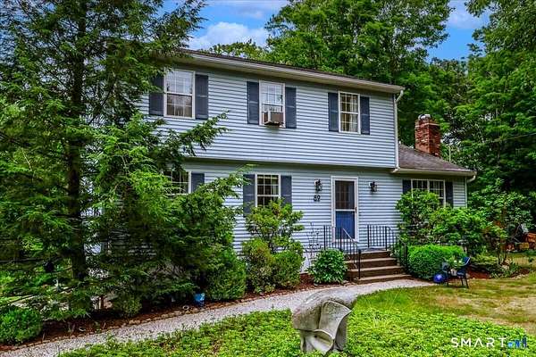 1.7 Acres of Land with Home for Sale in Brookfield, Connecticut