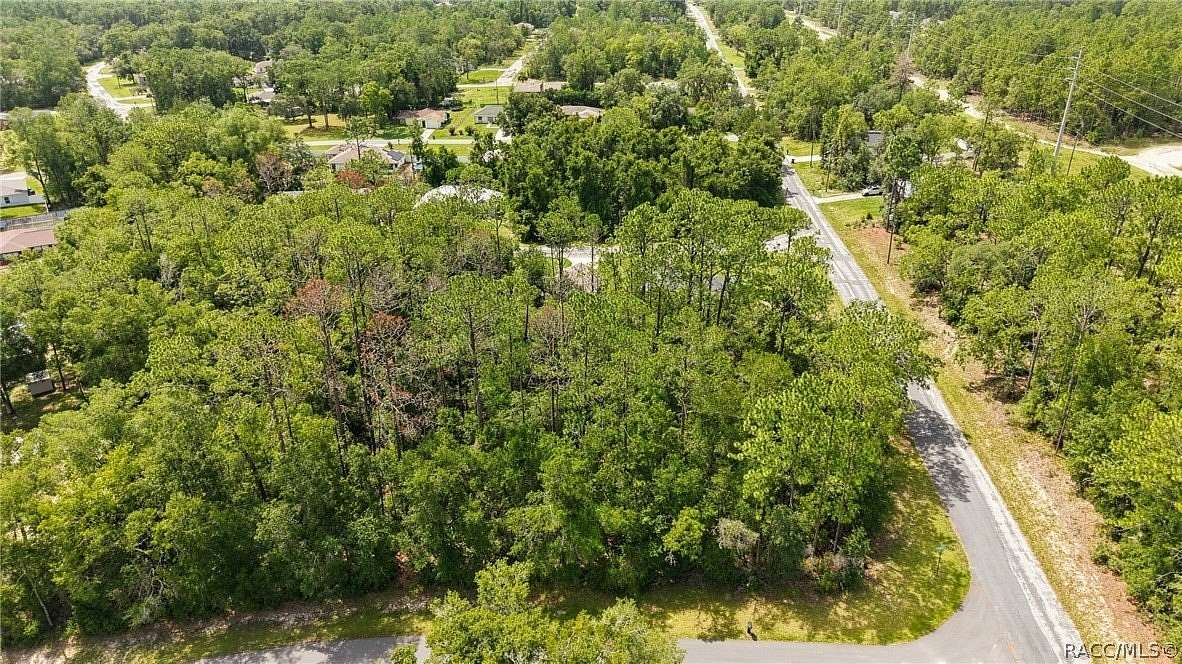 0.35 Acres of Residential Land for Sale in Citrus Springs, Florida