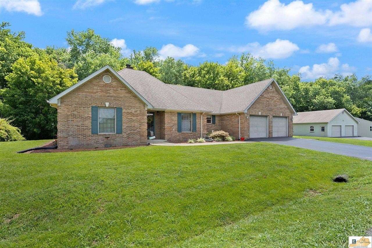 3 Acres of Land with Home for Sale in Columbia, Kentucky
