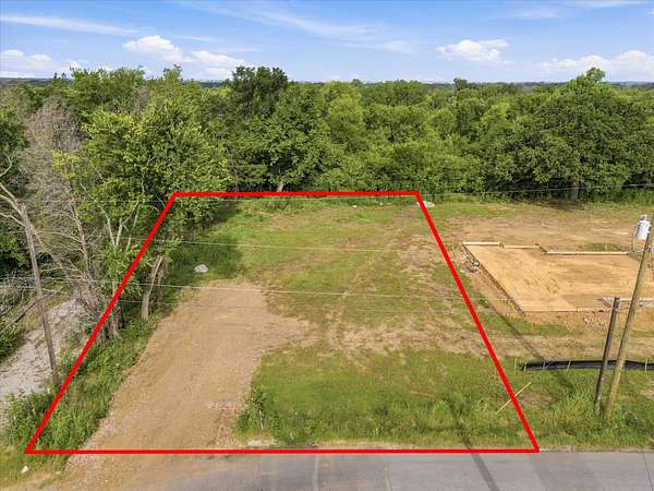0.34 Acres of Residential Land for Sale in Terrell, Texas