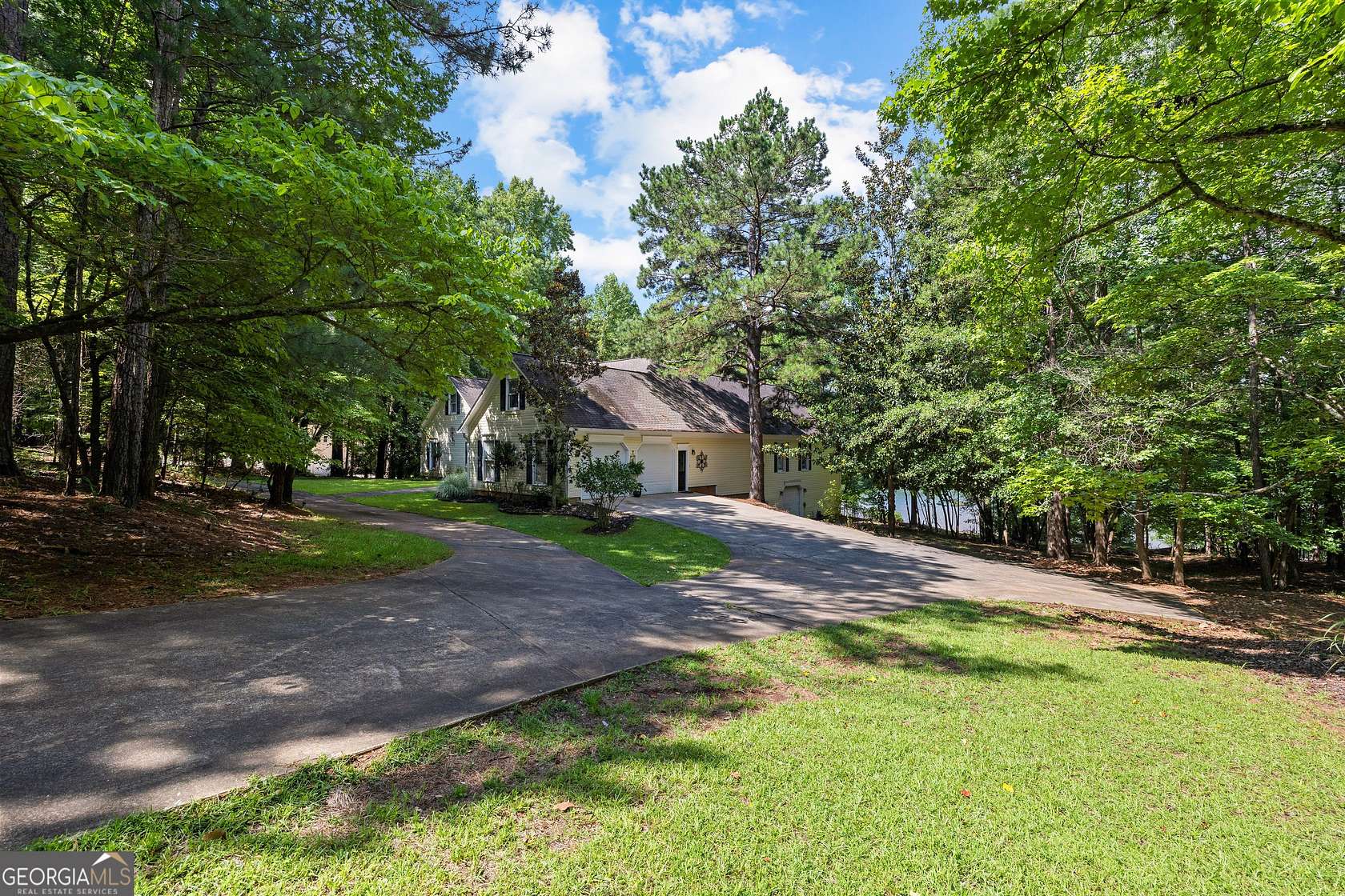 3.1 Acres of Land with Home for Sale in Newnan, Georgia