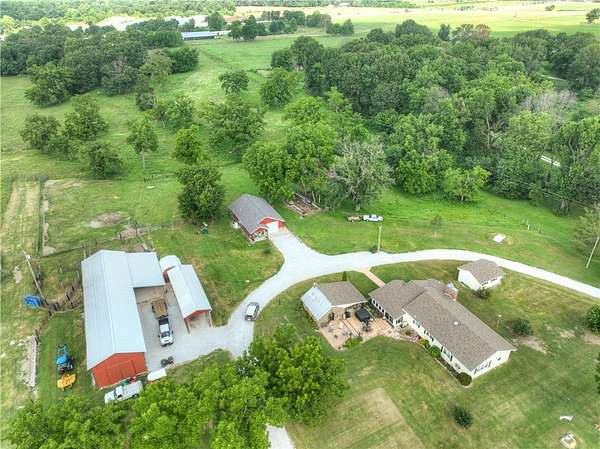 40 Acres of Land with Home for Auction in Neosho, Missouri