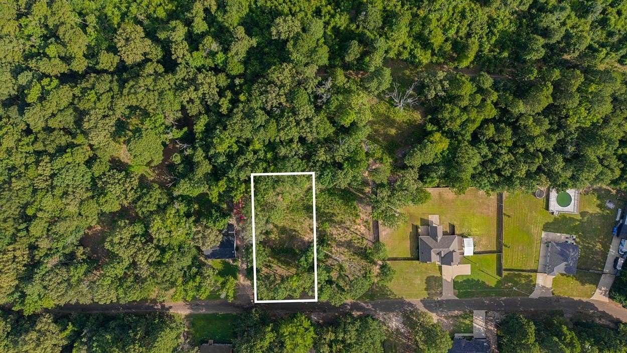 0.33 Acres of Residential Land for Sale in Gilmer, Texas