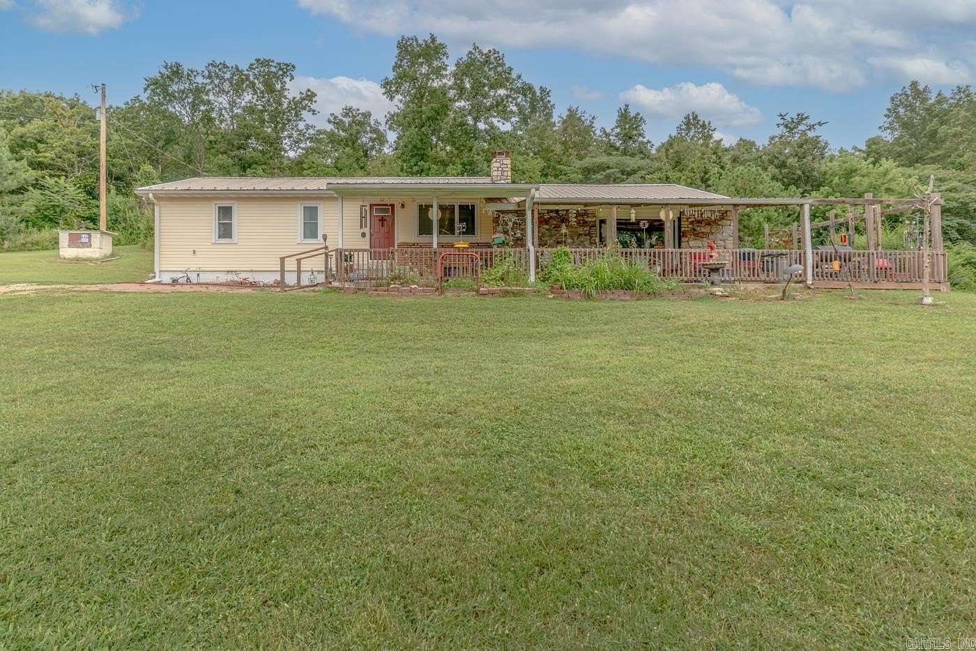 35 Acres of Recreational Land with Home for Sale in Mammoth Spring, Arkansas