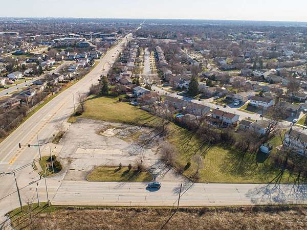 1.5 Acres of Mixed-Use Land for Sale in Hickory Hills, Illinois