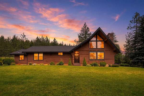 20.2 Acres of Recreational Land with Home for Sale in Rockford, Washington
