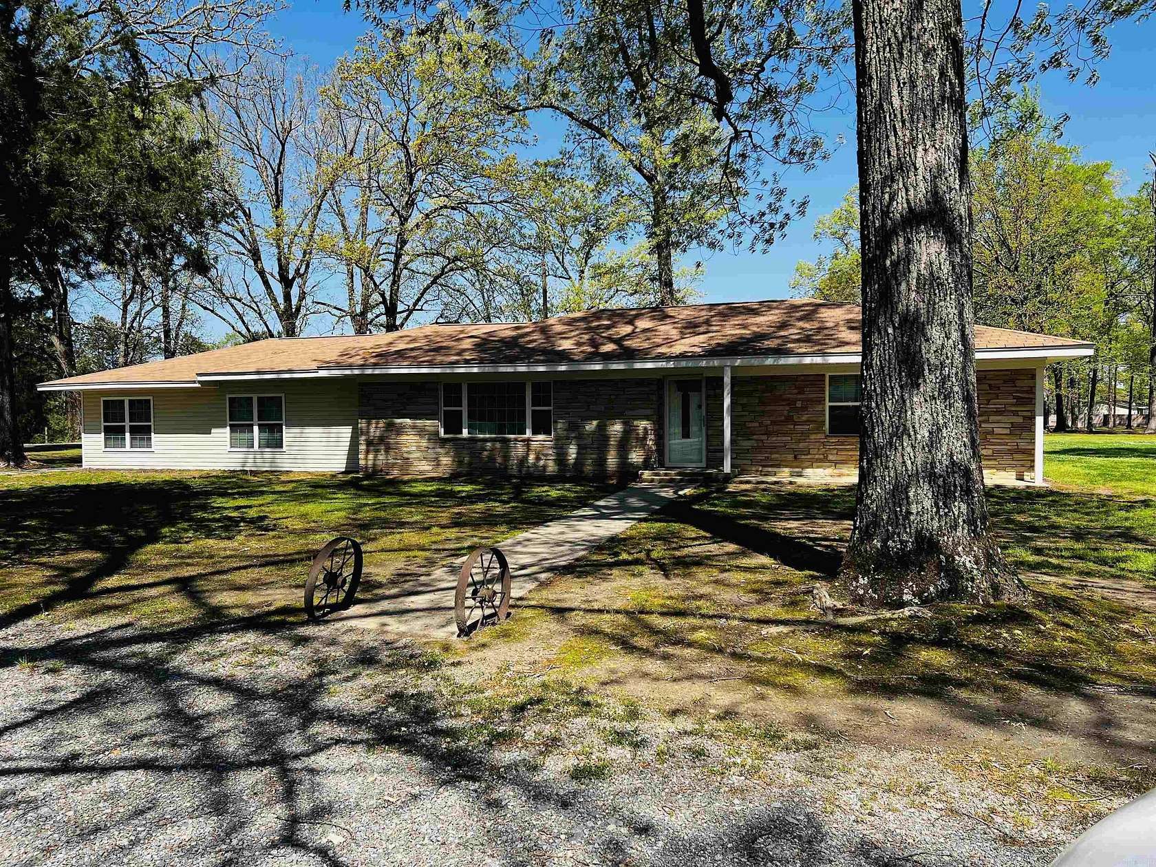 3.8 Acres of Land with Home for Sale in Pine Bluff, Arkansas