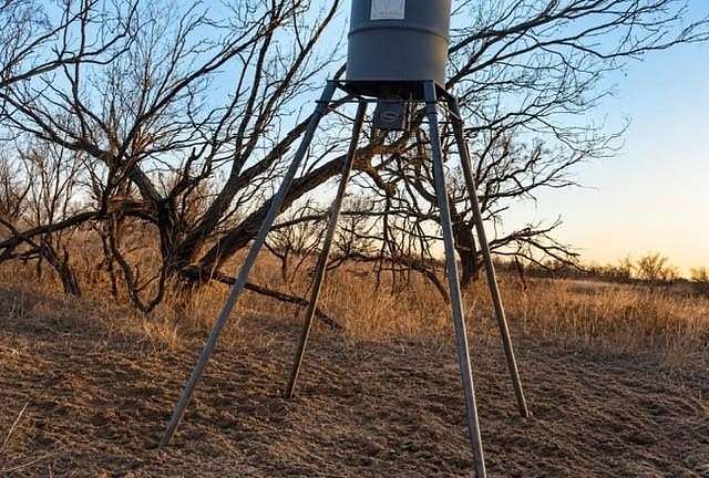 120 Acres of Land for Sale in Colorado City, Texas