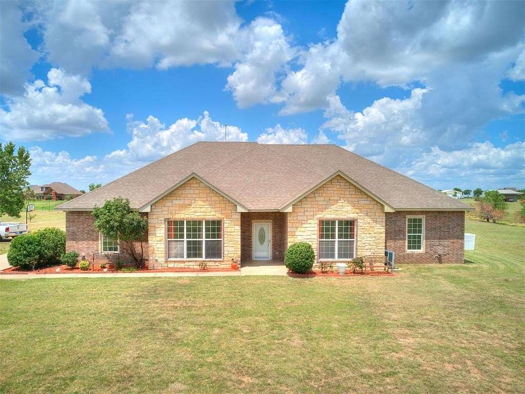 2.75 Acres of Land with Home for Sale in El Reno, Oklahoma
