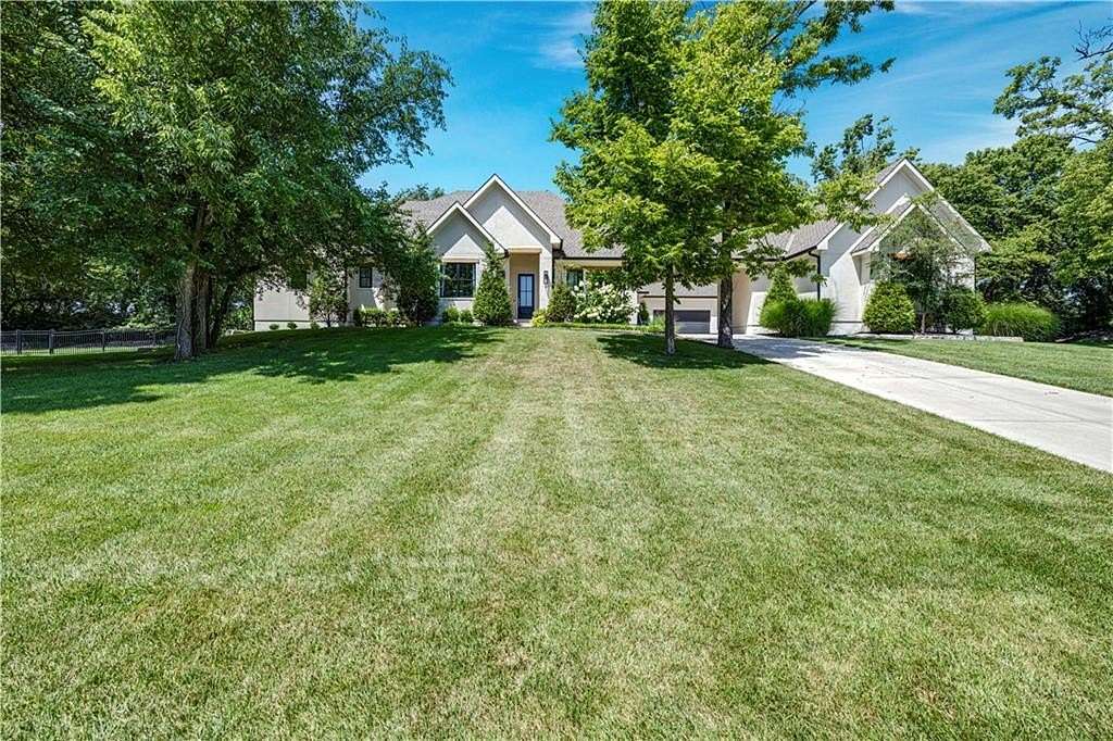 2 Acres of Land with Home for Sale in Stilwell, Kansas