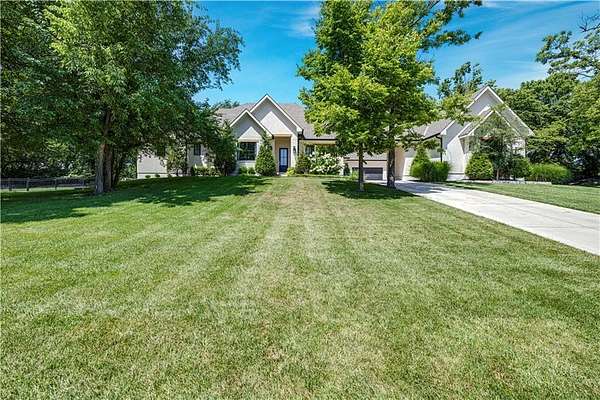 2 Acres of Land with Home for Sale in Stilwell, Kansas