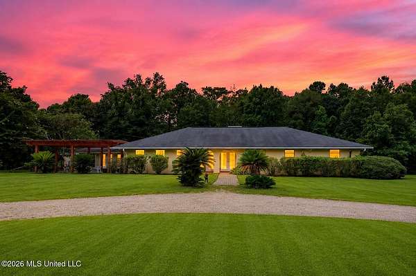 3.2 Acres of Land with Home for Sale in Biloxi, Mississippi