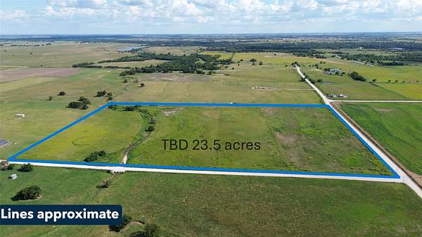 23.5 Acres of Agricultural & Residential Land for Sale in Muenster, Texas