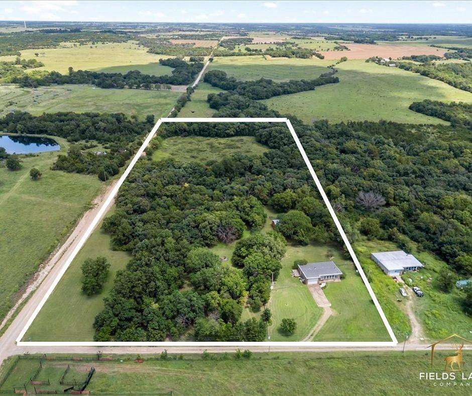 15 Acres of Land with Home for Sale in Newkirk, Oklahoma