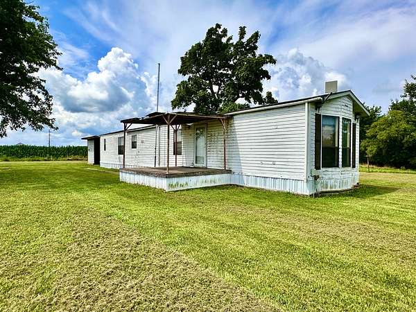 1.59 Acres of Land with Home for Sale in Iola, Illinois