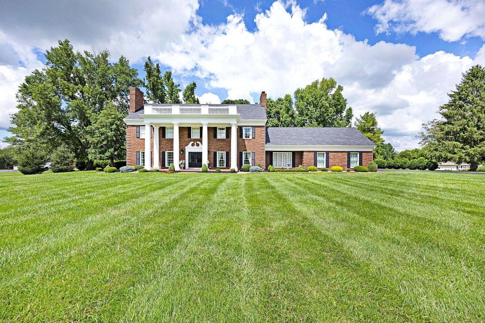 2.84 Acres of Land with Home for Sale in Lebanon, Kentucky