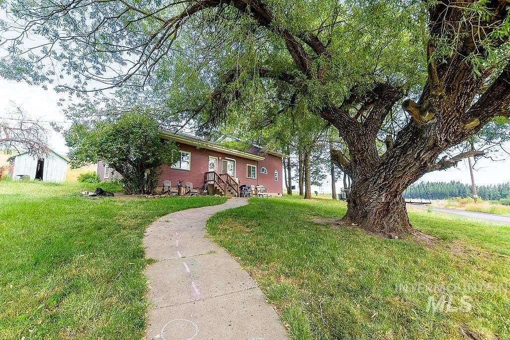 6.48 Acres of Land with Home for Sale in Moscow, Idaho