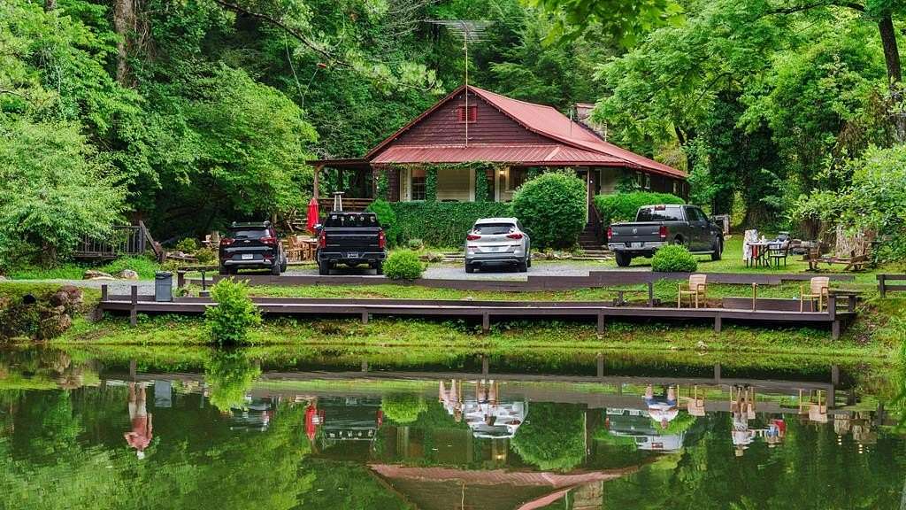 2.59 Acres of Mixed-Use Land for Sale in Blue Ridge, Georgia