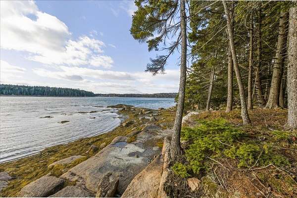 3.9 Acres of Residential Land for Sale in Stonington, Maine