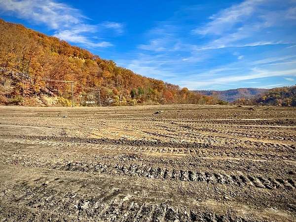 0.81 Acres of Residential Land for Sale in Huddy, Kentucky