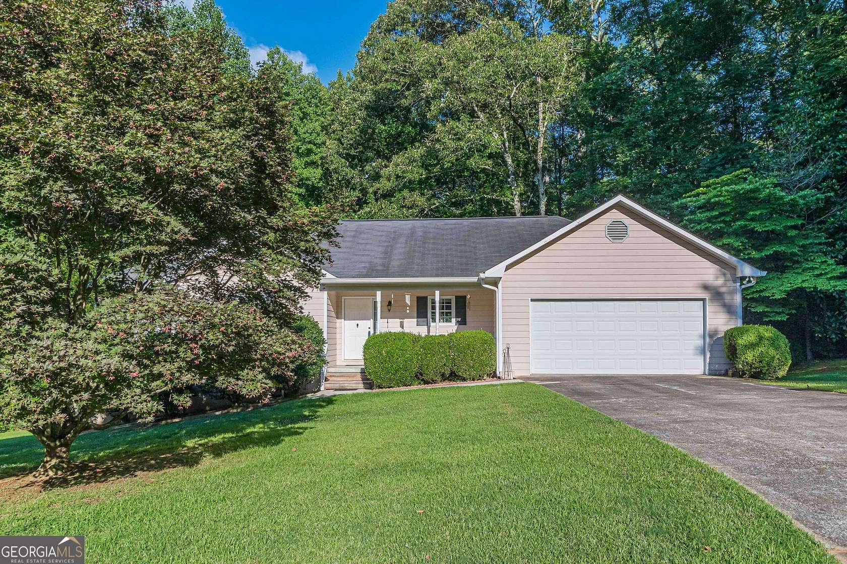 4.36 Acres of Land with Home for Sale in Stockbridge, Georgia