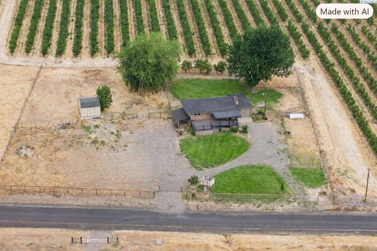 5.5 Acres of Land with Home for Sale in Benton City, Washington