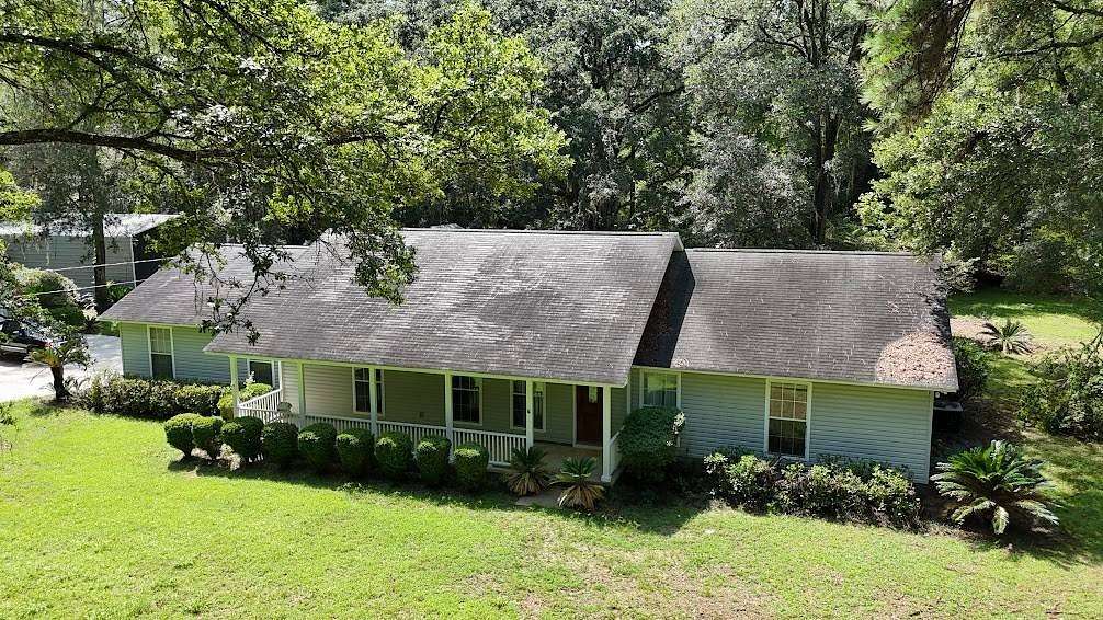2.85 Acres of Land with Home for Sale in Tallahassee, Florida