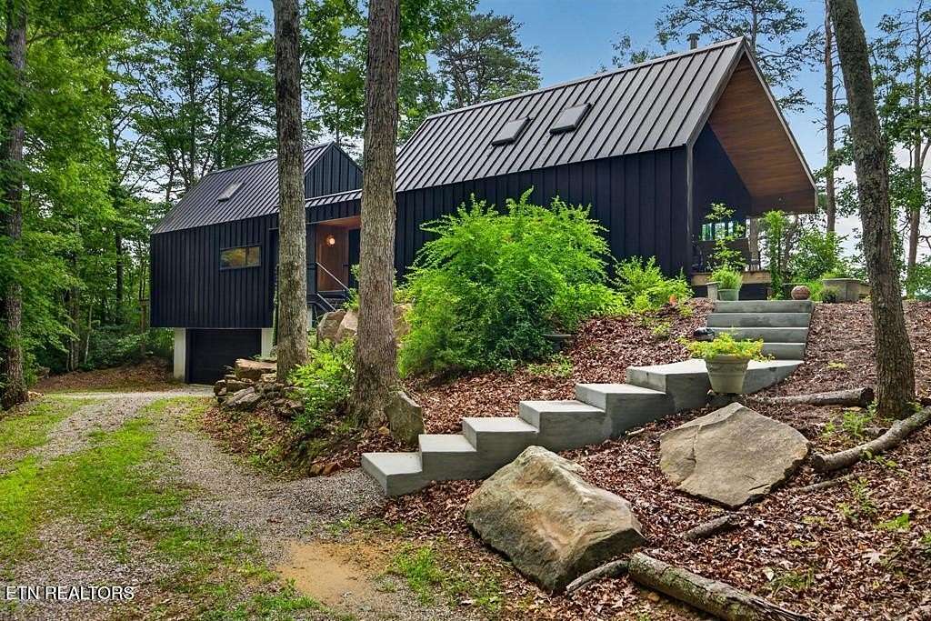 4 Acres of Land with Home for Sale in Spencer, Tennessee