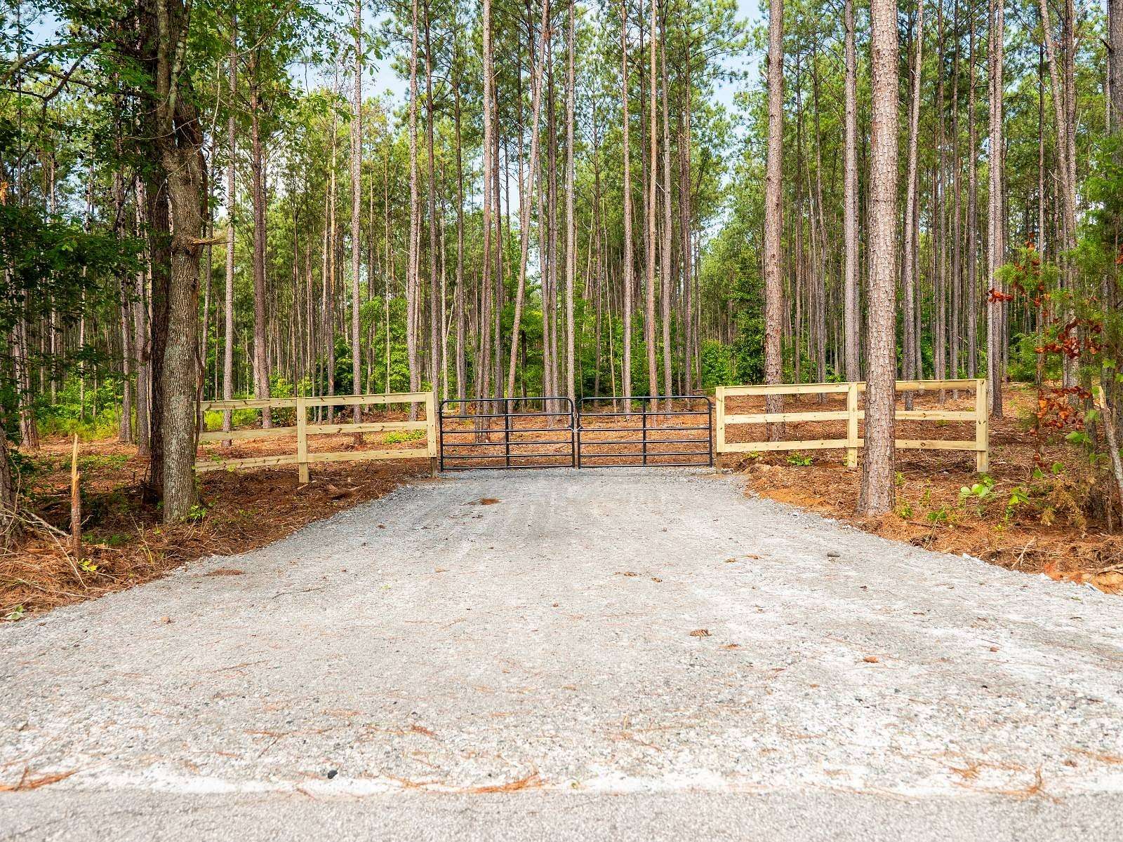 5 Acres of Land for Sale in Gray Court, South Carolina