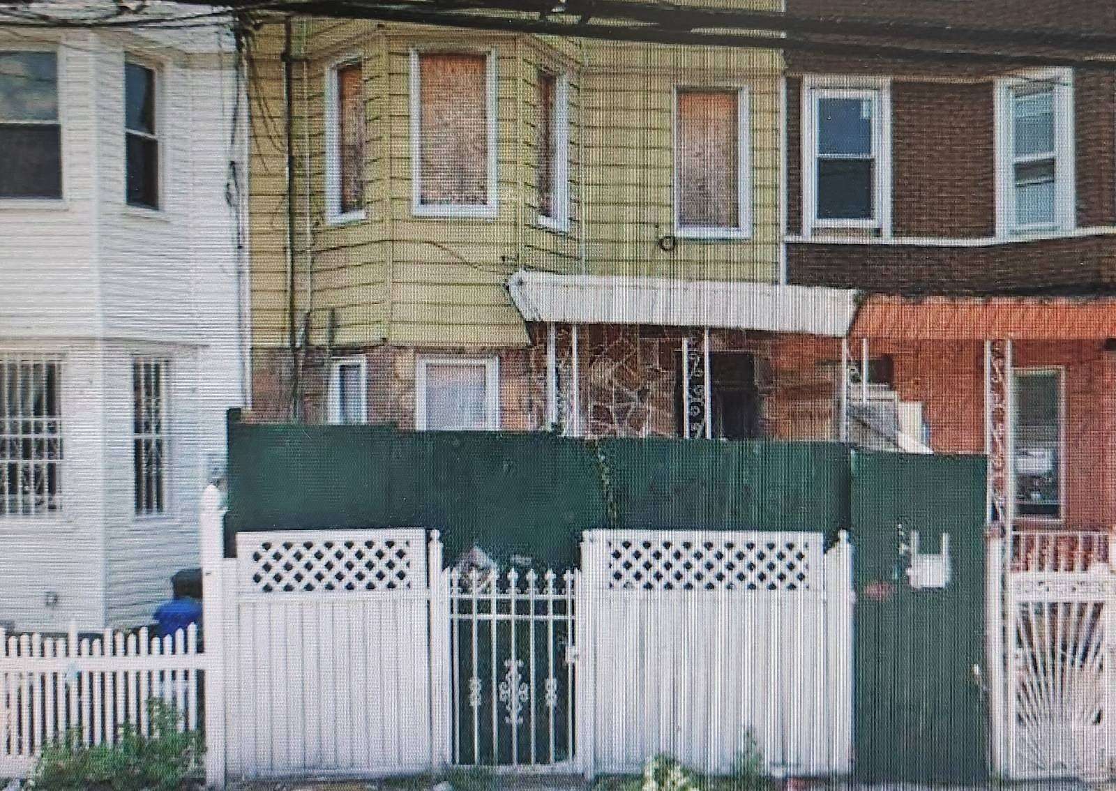 0.04 Acres of Residential Land for Sale in Brooklyn, New York